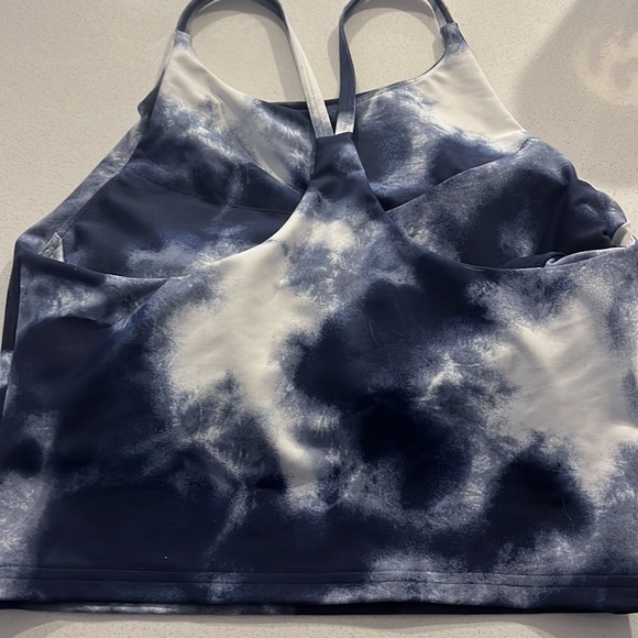 Active top - Picture 2 of 2